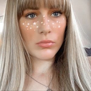 Meet your Posher, Paige